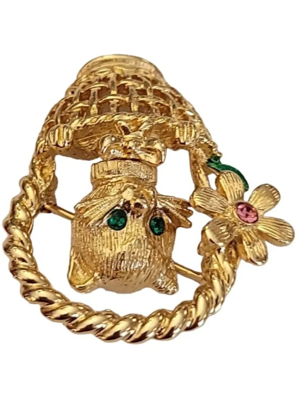 Trifari TM Gold Tone Cat On Basket Trembler Brooch Pin, Signed K547